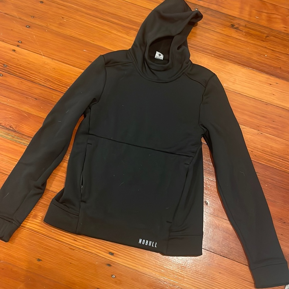 NOBULL PERFORMANCE HOODIE